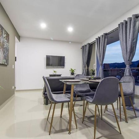 Amplio Apartamento En Calasanz - Estadio Медельин Экстерьер фото
