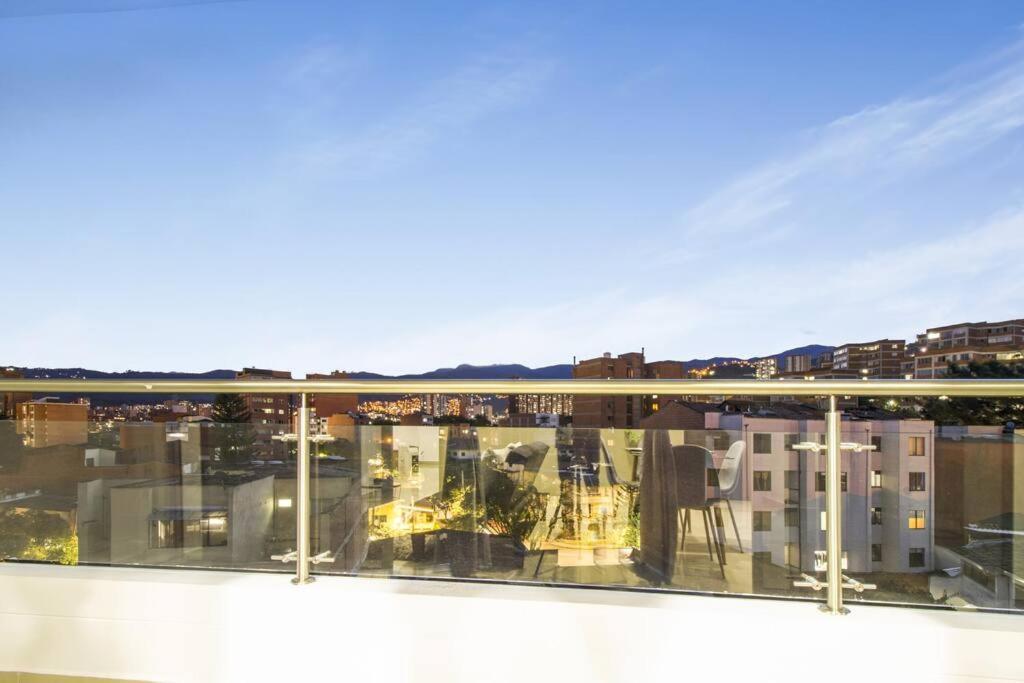 Amplio Apartamento En Calasanz - Estadio Медельин Экстерьер фото
