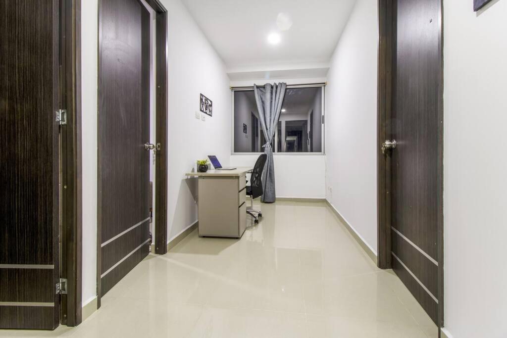 Amplio Apartamento En Calasanz - Estadio Медельин Экстерьер фото